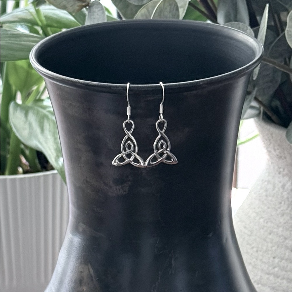 925 Sterling Silver Celtic Dangle Earrings! NEW! - Picture 3 of 3